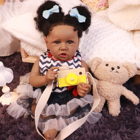 🆕22.8 Inch Reborn Doll with Soft Cloth Body African American Luna Girl Doll - Picture 7 of 8
